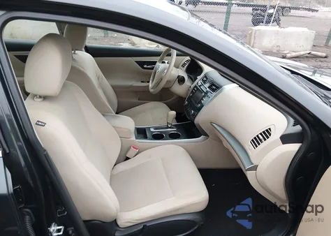 2015 Nissan Altima 2.5 Sv z USA, uszkodzony, nr VIN 1N4AL3AP7FC135630